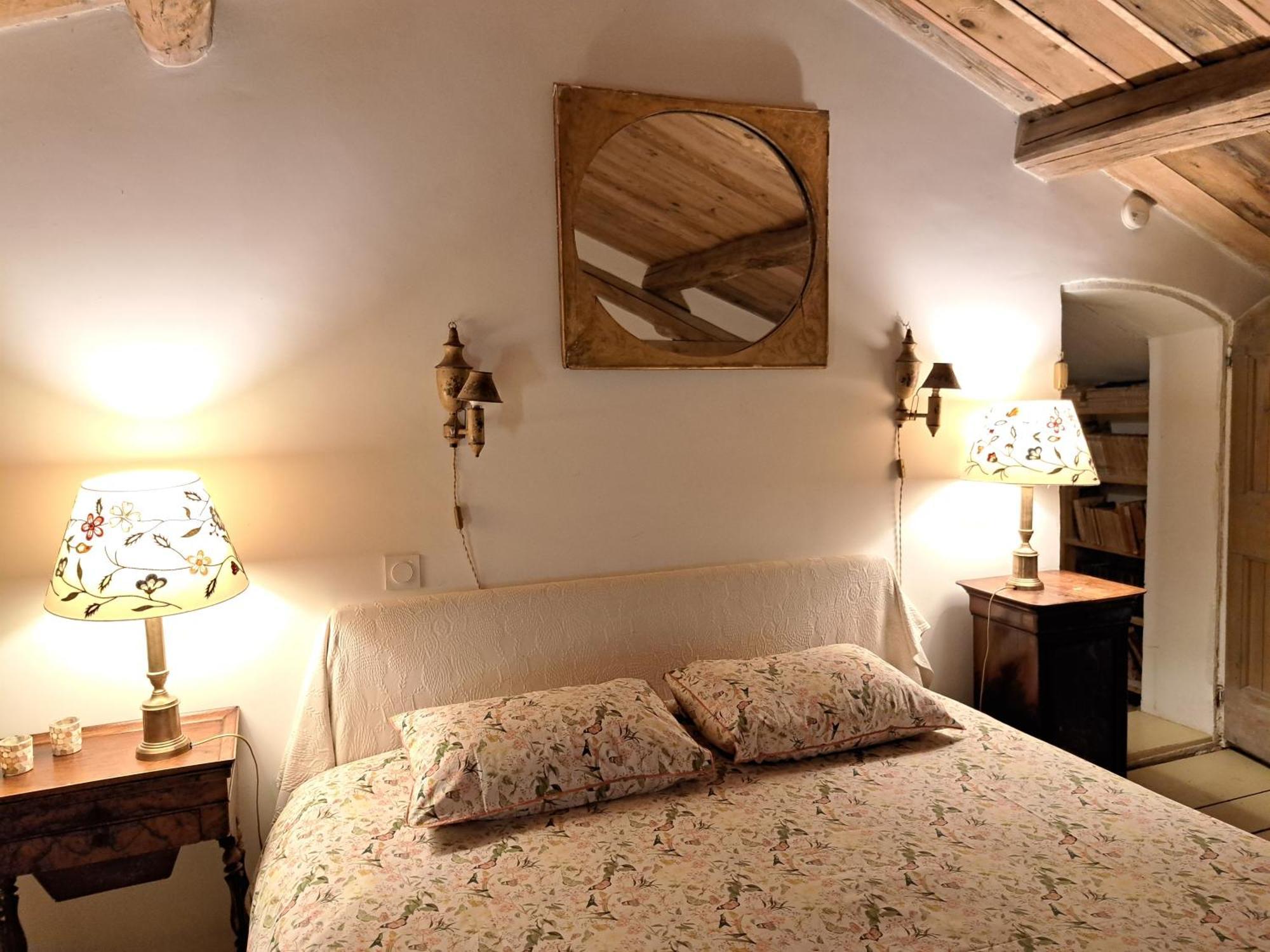 ユゼ ル マス ドゥ ラック Bed & Breakfast エクステリア 写真
